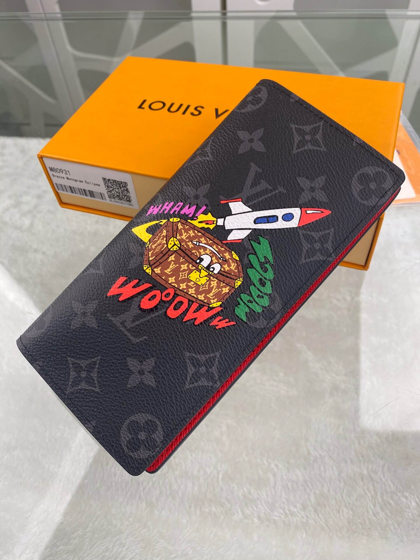 louis-vuitton-brazza-wallet-monogram-eclipse-canvas-wallets-and-small-leather-goods-M80931-02 louis vuitton brazza wallet monogram eclipse canvas wallets and small leather goods M80931 02