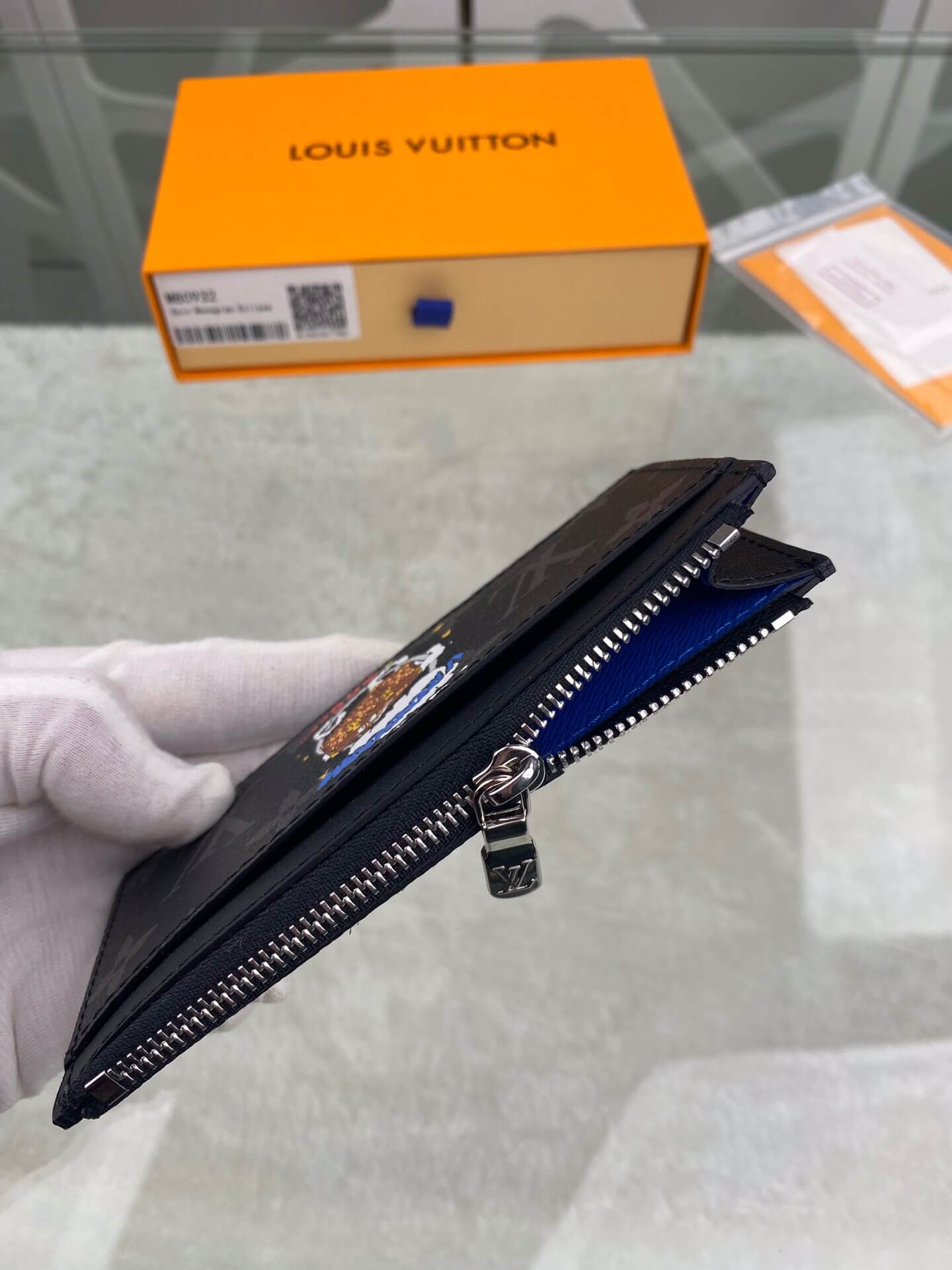 louis-vuitton-coin-card-holder-monogram-eclipse-canvas-wallets-and-small-leather-goods-M80932-03 louis vuitton coin card holder monogram eclipse canvas wallets and small leather goods M80932 03