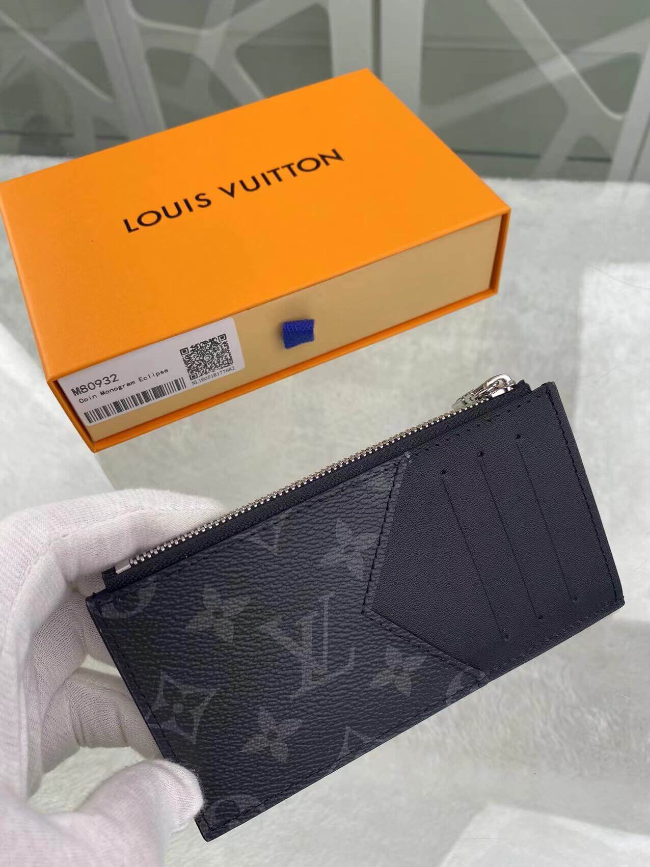 louis-vuitton-coin-card-holder-monogram-eclipse-canvas-wallets-and-small-leather-goods-M80932-07 louis vuitton coin card holder monogram eclipse canvas wallets and small leather goods M80932 07