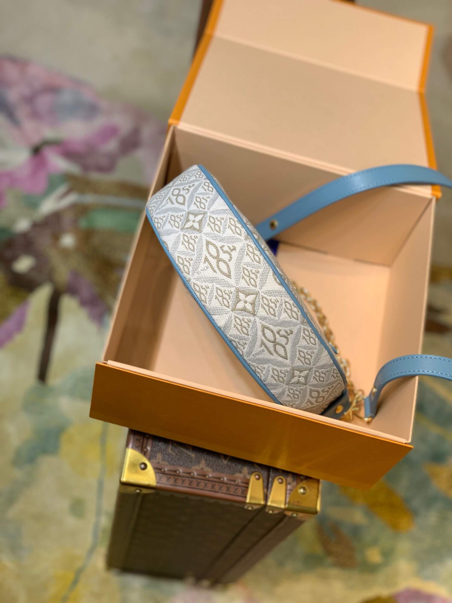 louis-vuitton-loop-monogram-since-1854-handbags-M81094-04 louis vuitton loop monogram since 1854 handbags M81094 04