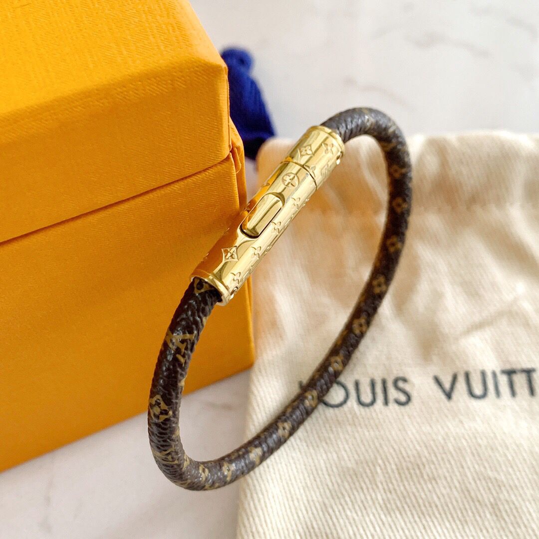 louis-vuitton-lv-confidential-bracelet-monogram-canvas-leather-bracelets-M6334G-02 louis vuitton lv confidential bracelet monogram canvas leather bracelets M6334G 02