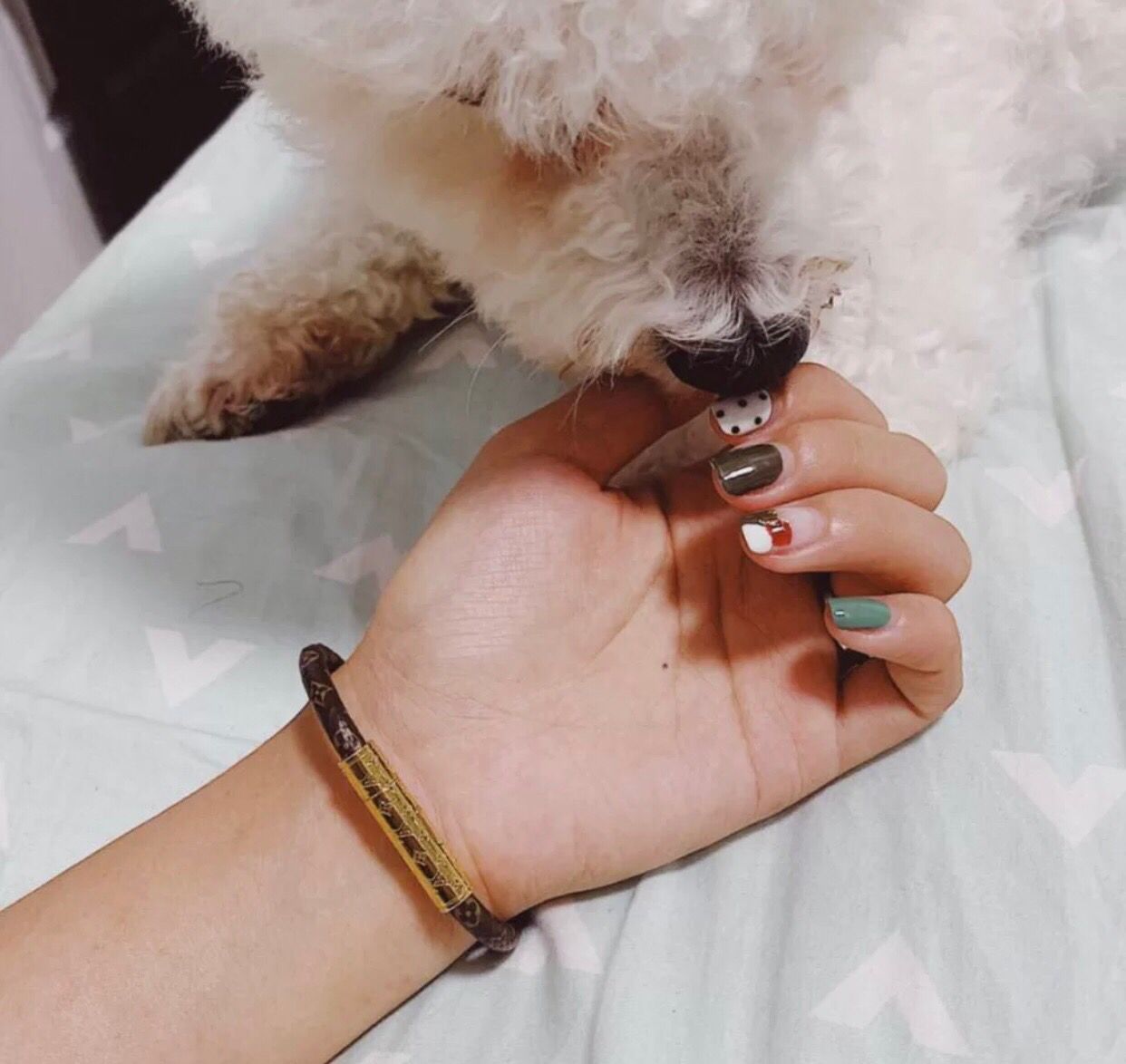 louis-vuitton-lv-confidential-bracelet-monogram-canvas-leather-bracelets-M6334G-03 louis vuitton lv confidential bracelet monogram canvas leather bracelets M6334G 03