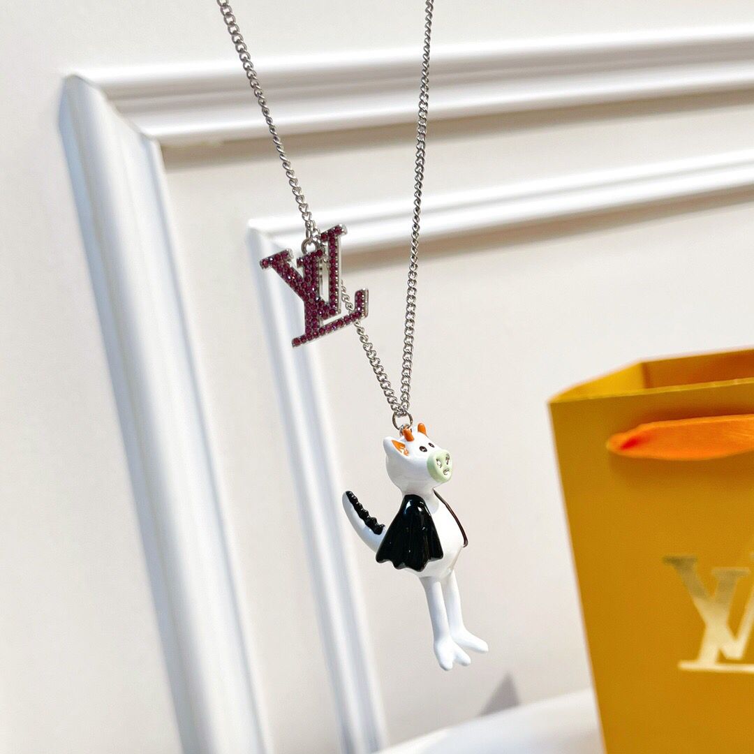 louis-vuitton-lv-friends-pendants-fashion-jewellery-MP2927-02 louis vuitton lv friends pendants fashion jewellery MP2927 02
