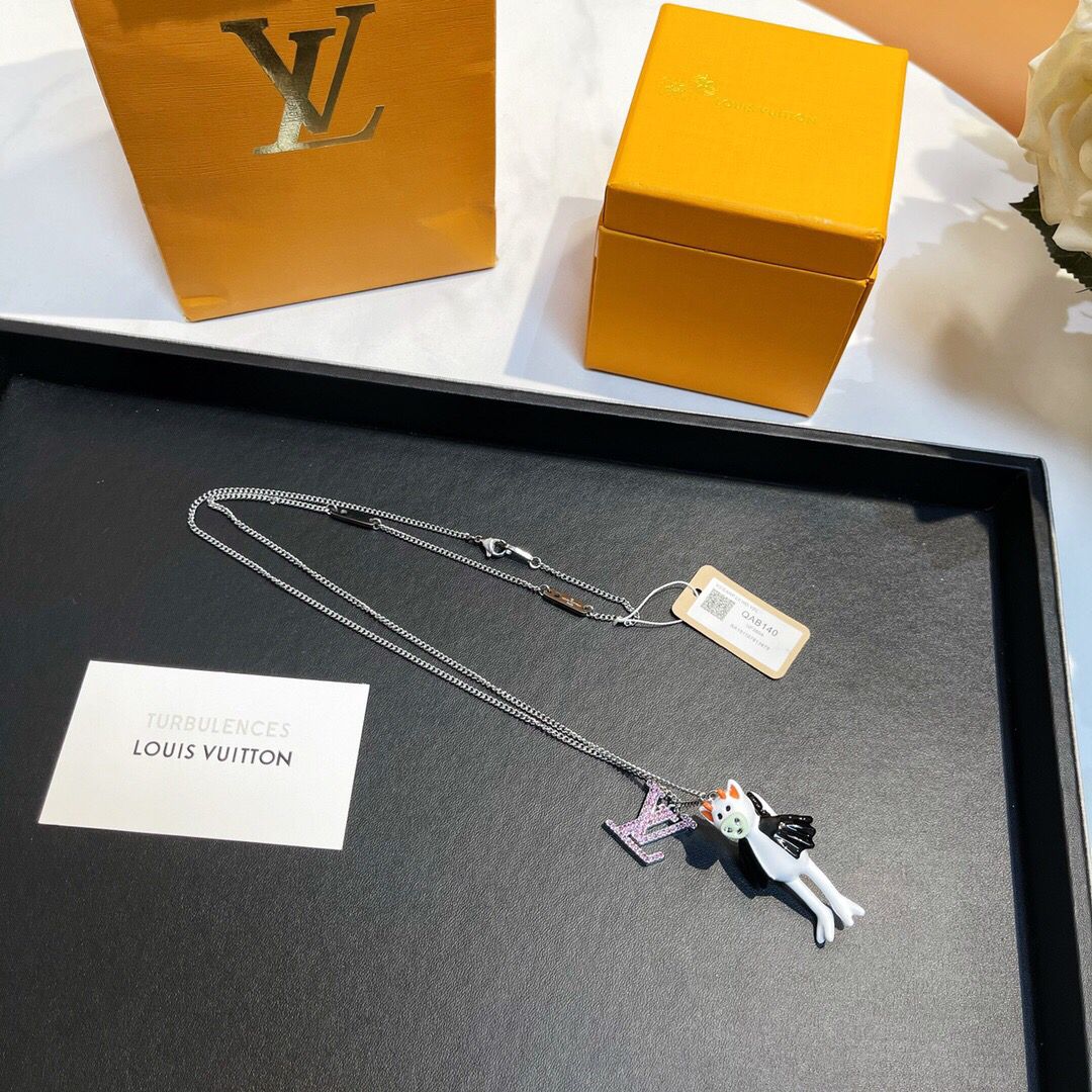 louis-vuitton-lv-friends-pendants-fashion-jewellery-MP2927-03 louis vuitton lv friends pendants fashion jewellery MP2927 03