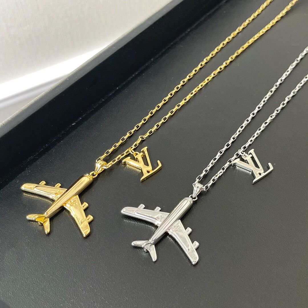 louis-vuitton-lv-plane-necklace-fashion-jewellery-MP3157-03 louis vuitton lv plane necklace fashion jewellery MP3157 03
