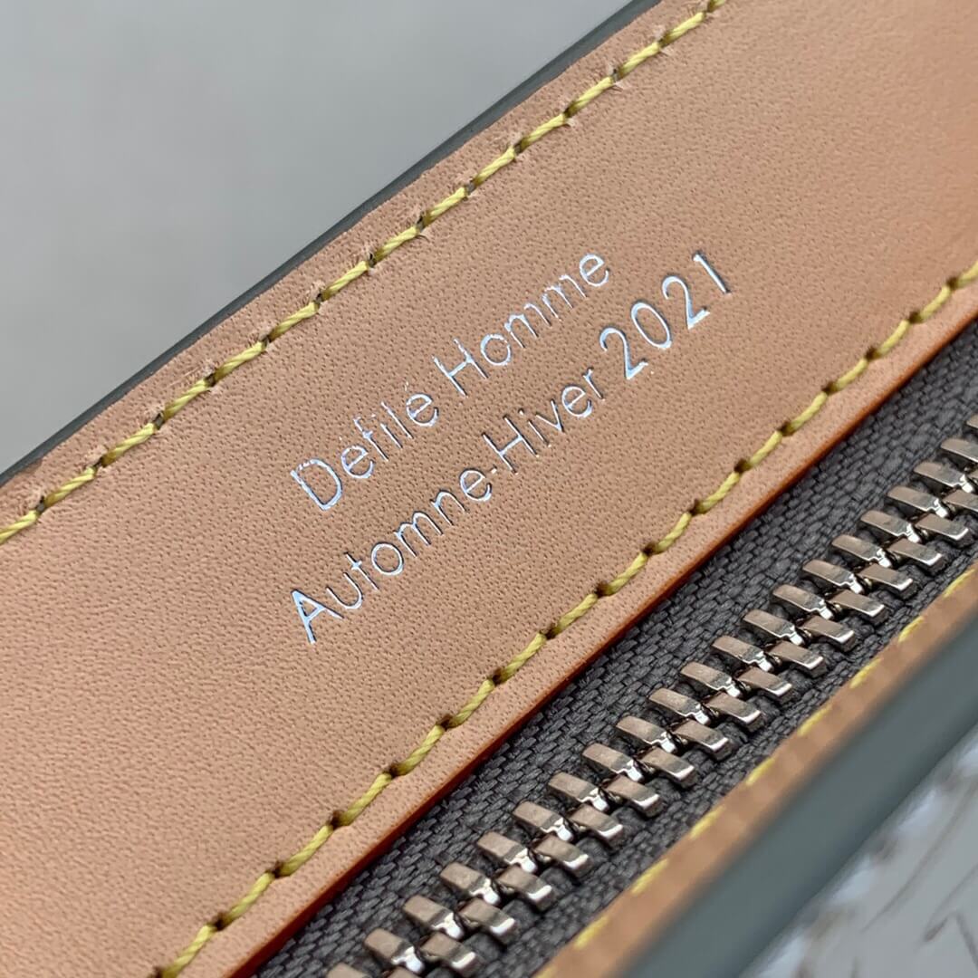 louis-vuitton-trunk-pouch-monogram-other-wallets-and-small-leather-goods-M80807-0 louis vuitton trunk pouch monogram other wallets and small leather goods M80807 0