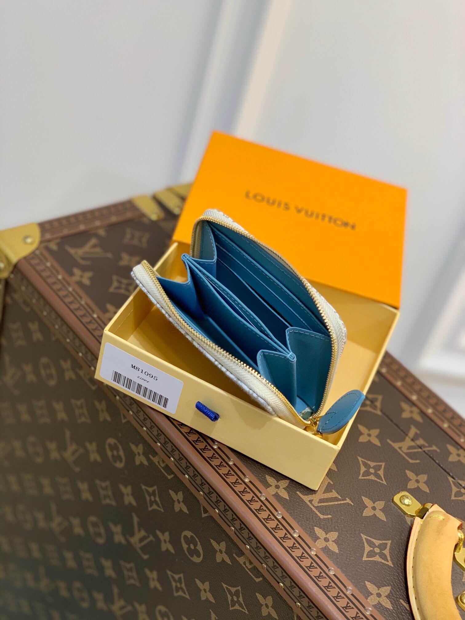 louis-vuitton-zippy-coin-purse-monogram-since-1854-wallets-and-small-leather-goods-M81095-06 louis vuitton zippy coin purse monogram since 1854 wallets and small leather goods M81095 06