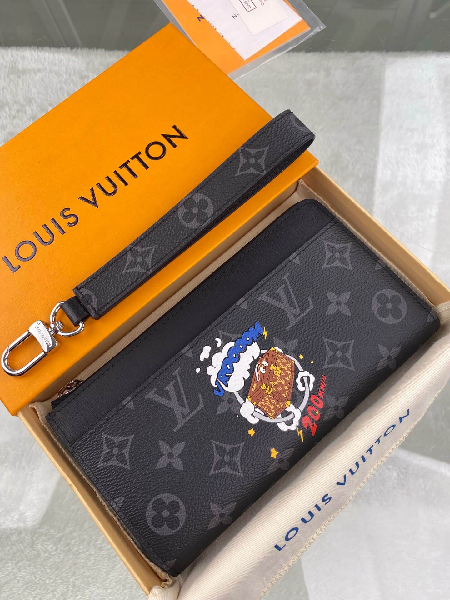 louis-vuitton-zippy-dragonne-monogram-eclipse-canvas-wallets-and-small-leather-goods-M80994-01 louis vuitton zippy dragonne monogram eclipse canvas wallets and small leather goods M80994 01