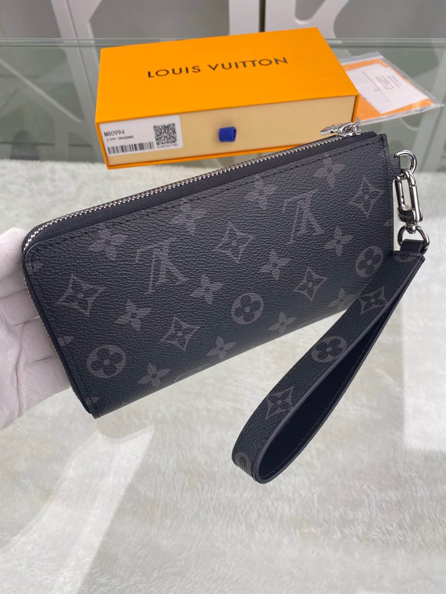 louis-vuitton-zippy-dragonne-monogram-eclipse-canvas-wallets-and-small-leather-goods-M80994-08 louis vuitton zippy dragonne monogram eclipse canvas wallets and small leather goods M80994 08