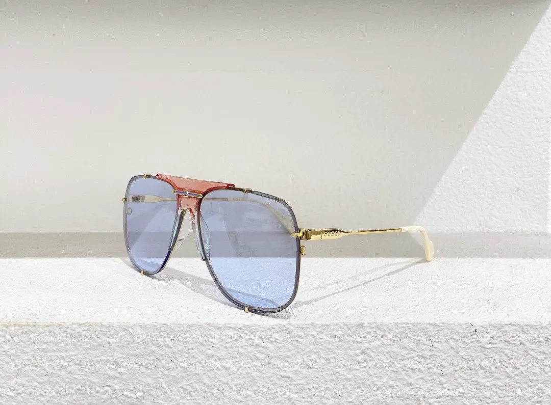 GUCCI-GOLD-FRAME-BLUE-LENS-SUNGLASSES-GG0739S-005-02 GUCCI GOLD FRAME BLUE LENS SUNGLASSES GG0739S 005 02