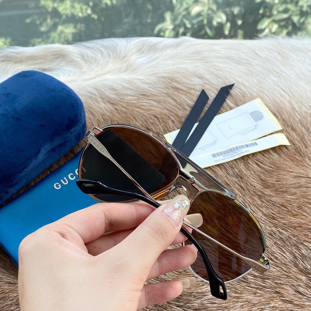 GUCCI-GOLD-FRAME-GREY-LENS-SUNGLASSES-GG0740S-001-07 GUCCI GOLD FRAME GREY LENS SUNGLASSES GG0740S 001 07