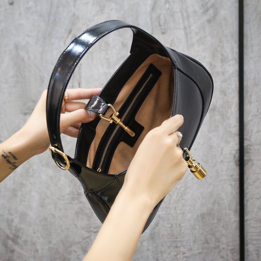 GUCCI-JACKIE-1961-SMALL-SHOULDER-BAG-BLACK-LEATHER-636709-10O0G-1000-08 GUCCI JACKIE 1961 SMALL SHOULDER BAG BLACK LEATHER 636709 10O0G 1000 08