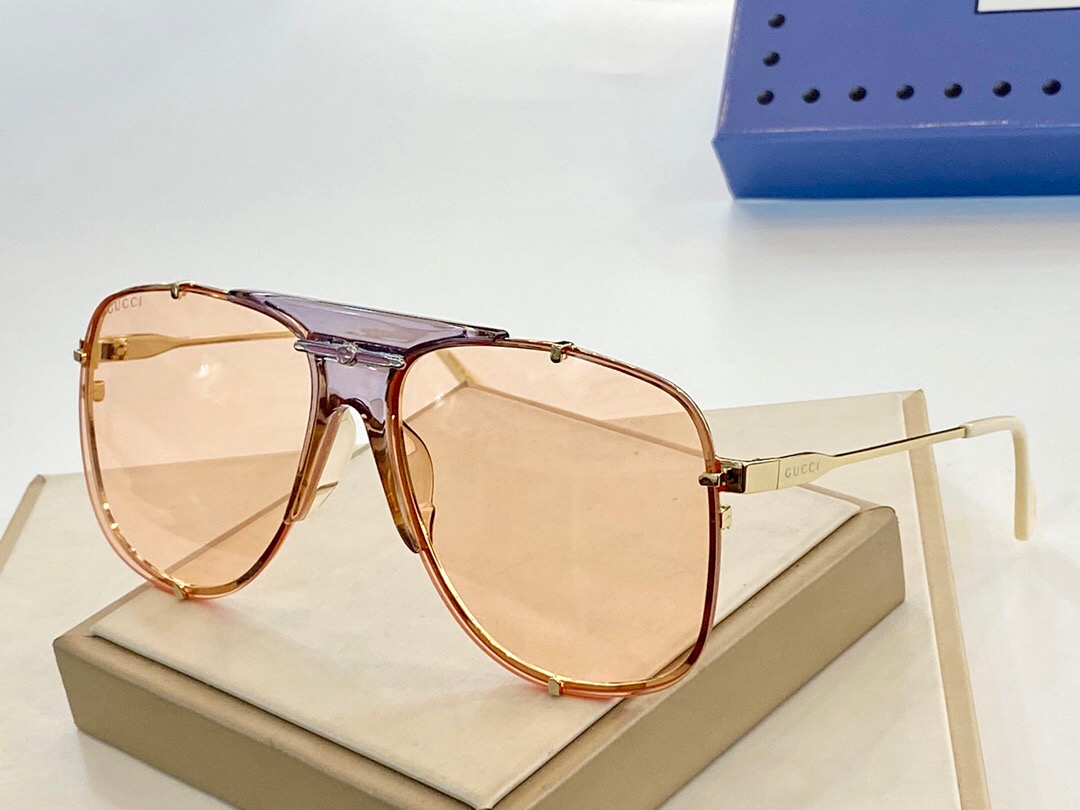 GUCCI-SILVER-FRAME-PINK-VIOLET-LENS-SUNGLASSES-GG0739S-004-08 GUCCI SILVER FRAME PINK VIOLET LENS SUNGLASSES GG0739S 004 08