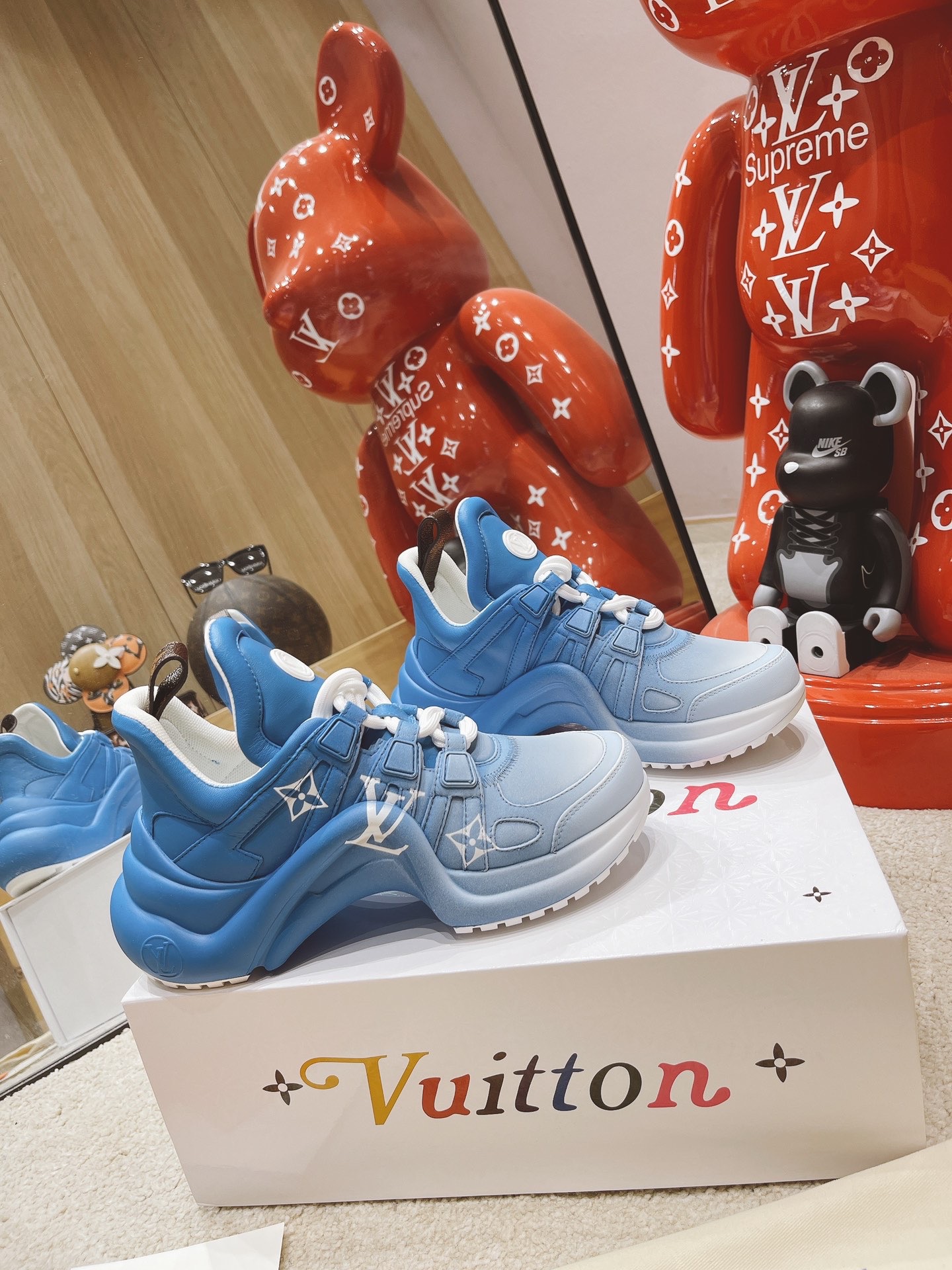 LOUIS-VUITTON-LV-ARCHLIGHT-SNEAKER-1A8SYQ-02 LOUIS VUITTON LV ARCHLIGHT SNEAKER 1A8SYQ 02