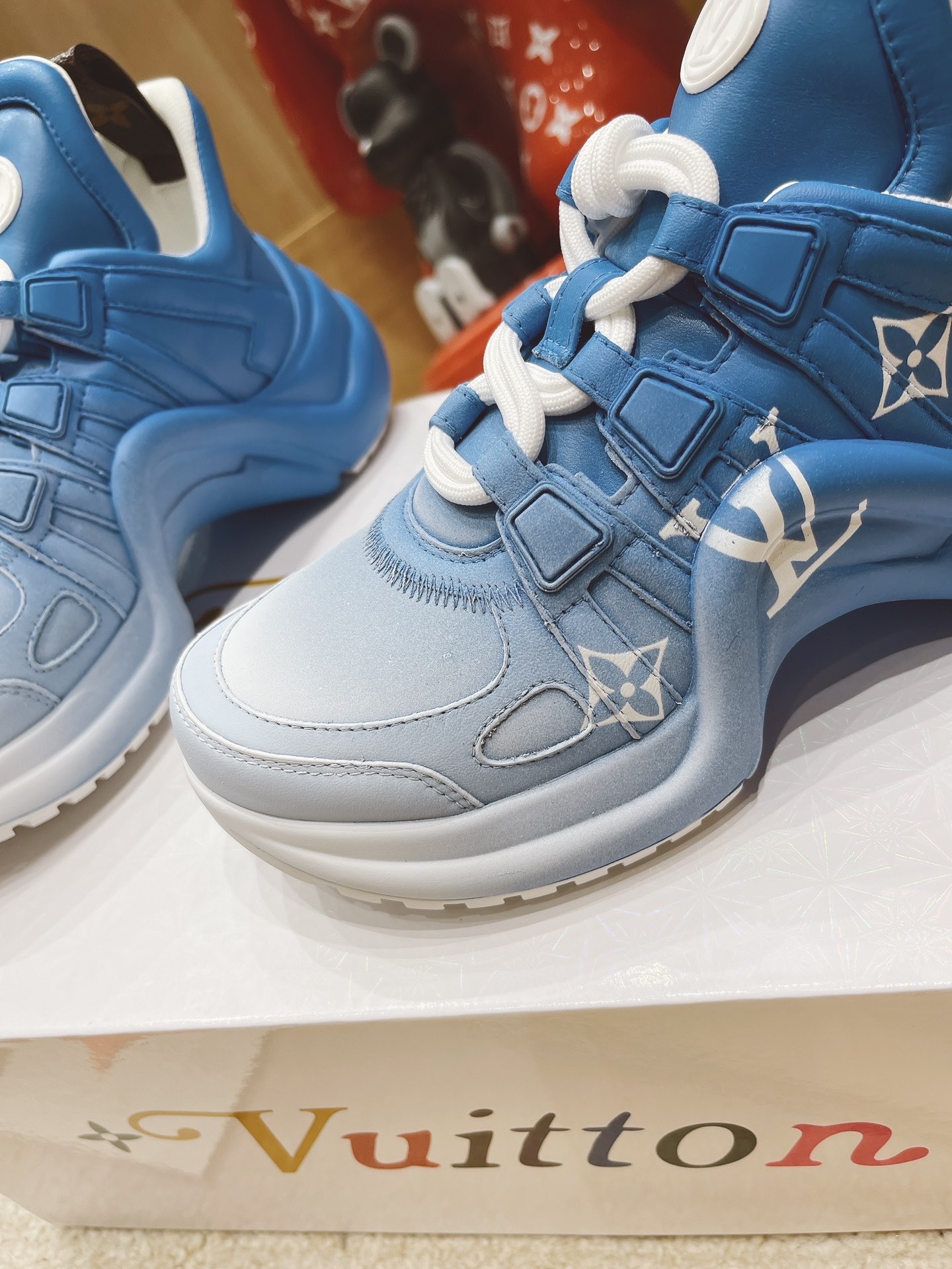 LOUIS-VUITTON-LV-ARCHLIGHT-SNEAKER-1A8SYQ-06 LOUIS VUITTON LV ARCHLIGHT SNEAKER 1A8SYQ 06