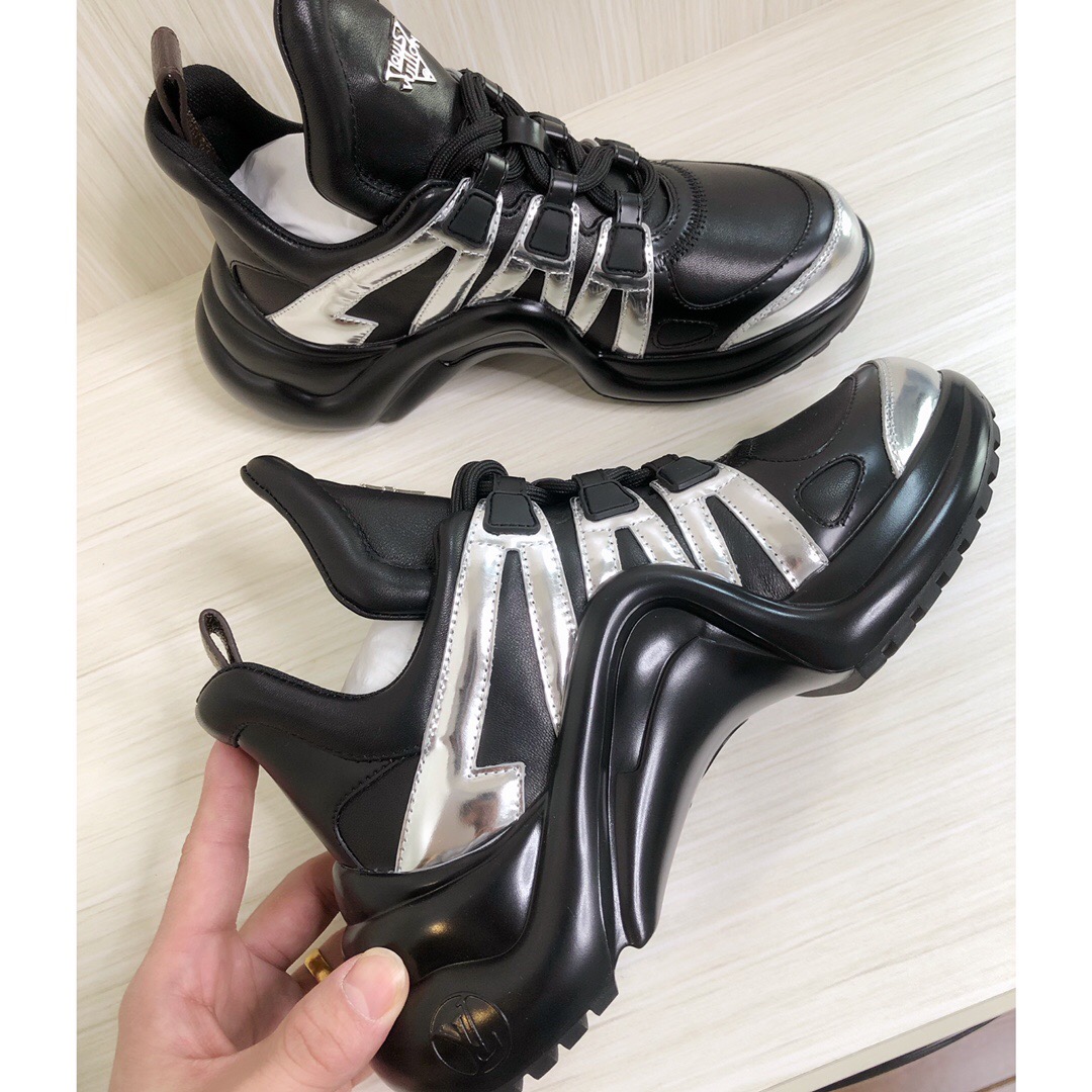 LOUIS-VUITTON-LV-ARCHLIGHT-SNEAKER-BLACK-LEATHER-AND-TECHNICAL-FABRICS-1A67AK-02 LOUIS VUITTON LV ARCHLIGHT SNEAKER BLACK LEATHER AND TECHNICAL FABRICS 1A67AK 02