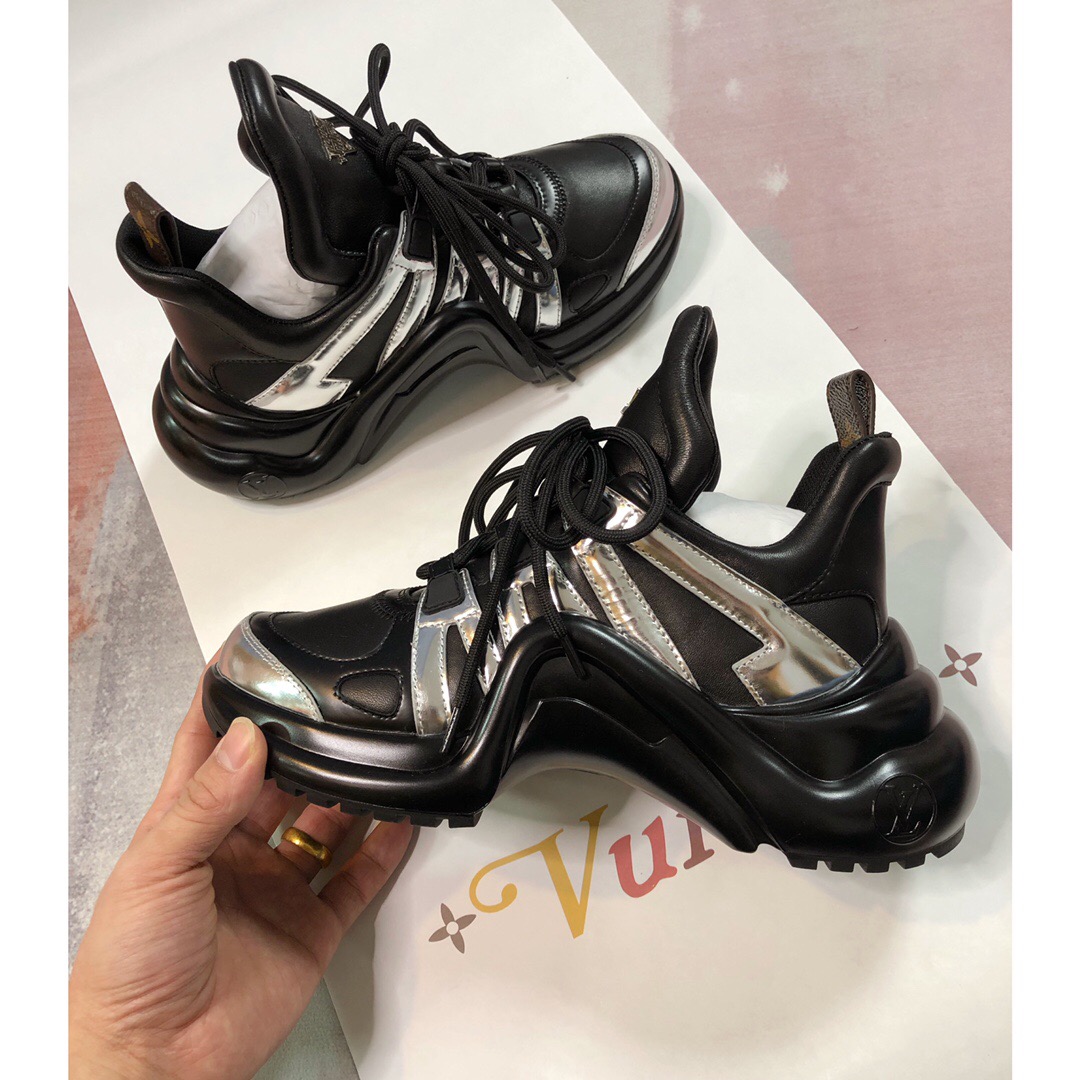 LOUIS-VUITTON-LV-ARCHLIGHT-SNEAKER-BLACK-LEATHER-AND-TECHNICAL-FABRICS-1A67AK-05 LOUIS VUITTON LV ARCHLIGHT SNEAKER BLACK LEATHER AND TECHNICAL FABRICS 1A67AK 05