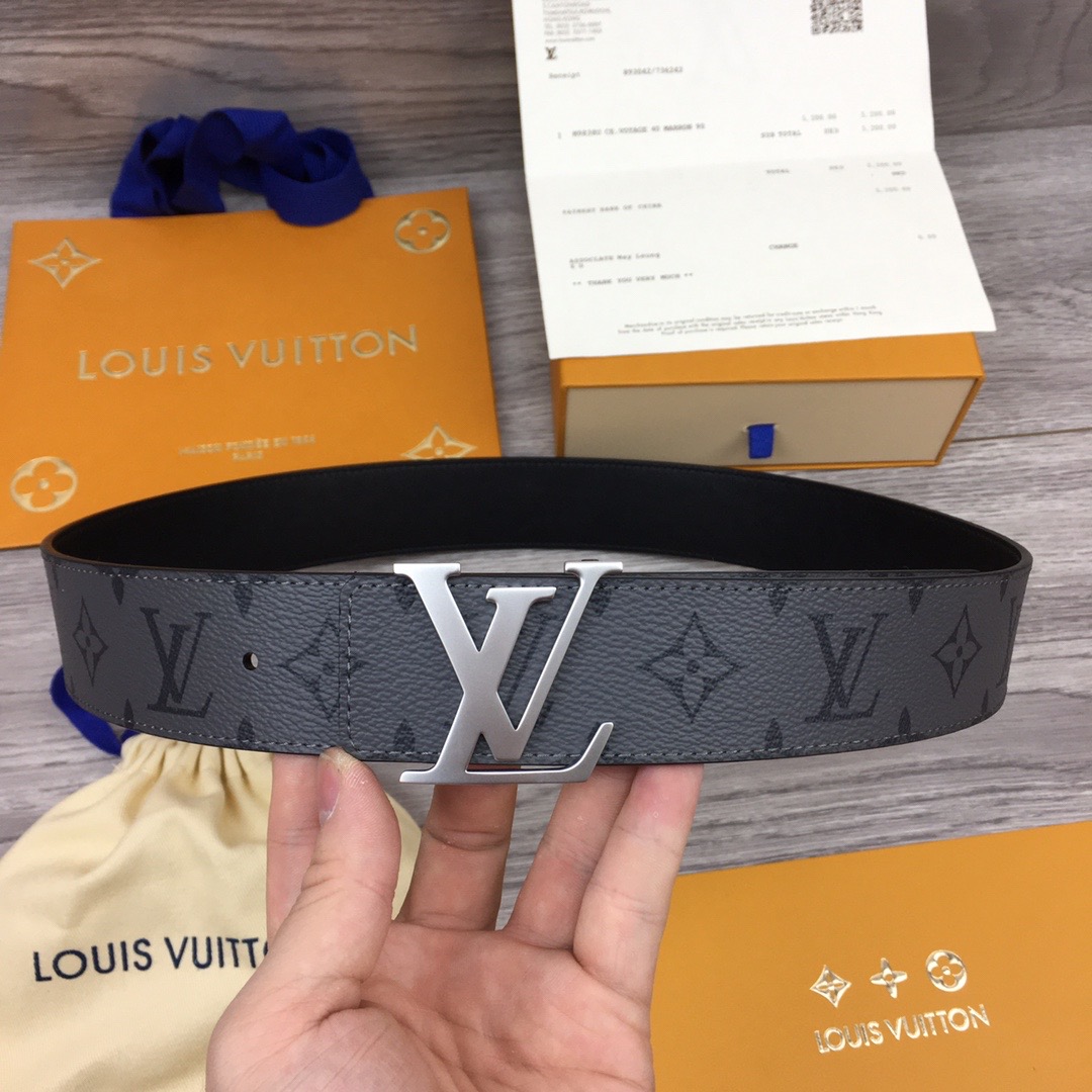 LOUIS VUITTON LV INITIALES 40MM REVERSIBLE BELT M0285V 01 LOUIS VUITTON LV INITIALES 40MM REVERSIBLE BELT M0285V 01