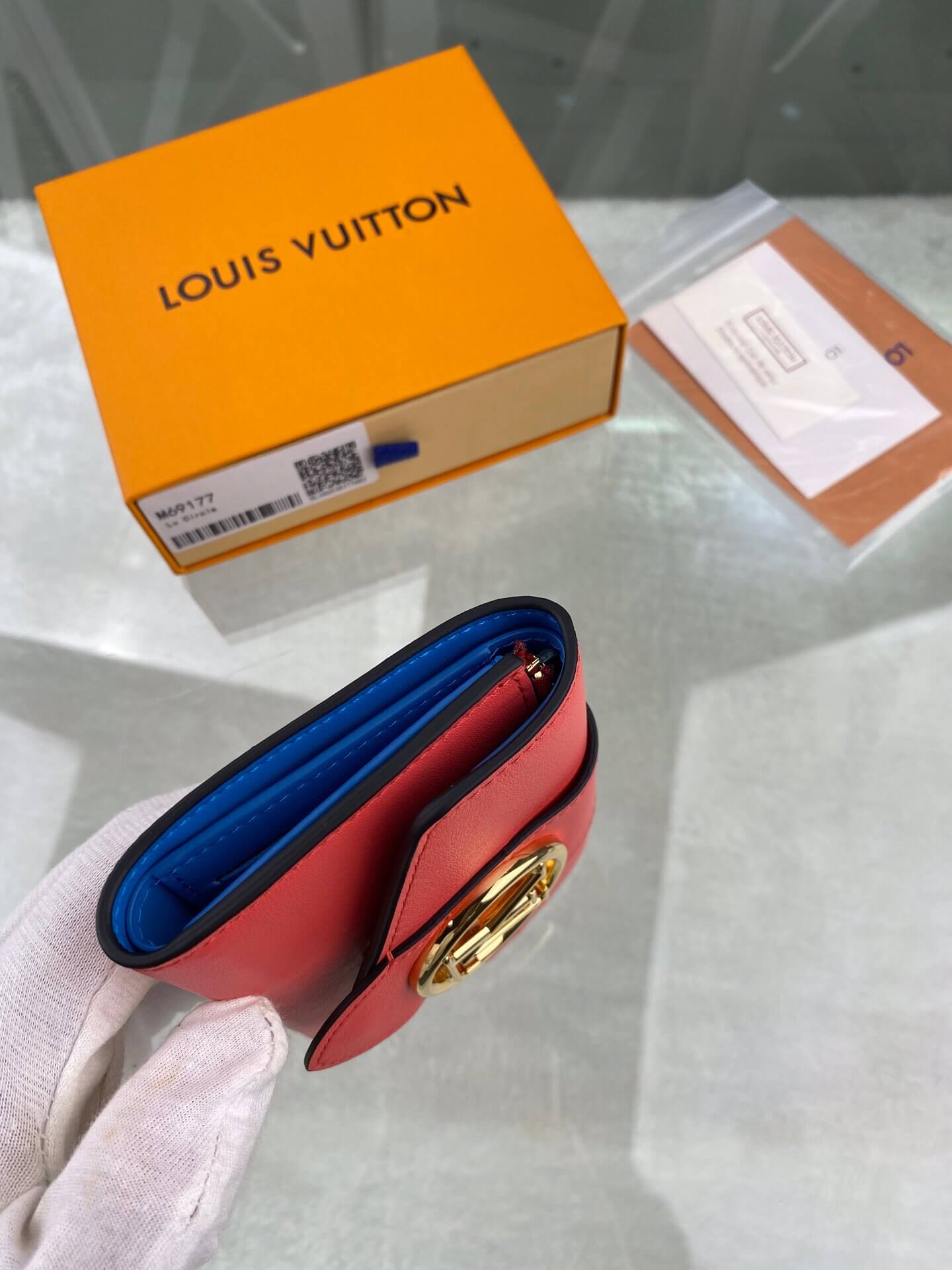 LOUIS-VUITTON--LV-PONT-9-COMPACT-WALLET-ROSE-DAHLIA-PINK-M69177-09 LOUIS VUITTON LV PONT 9 COMPACT WALLET ROSE DAHLIA PINK M69177 09