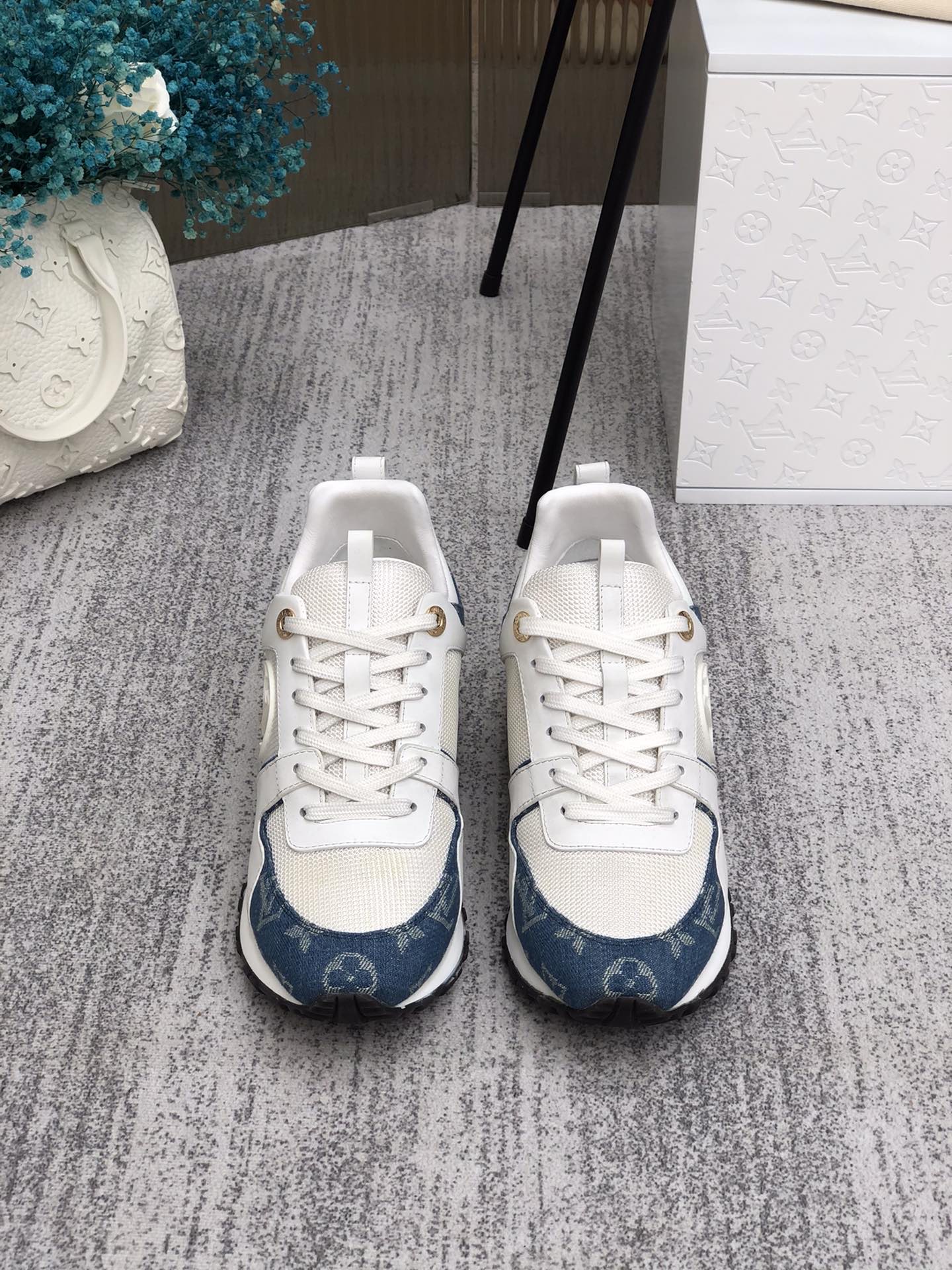 LOUIS-VUITTON-LV-RUN-AWAY-SNEAKER-1A4WP7-02 LOUIS VUITTON LV RUN AWAY SNEAKER 1A4WP7 02