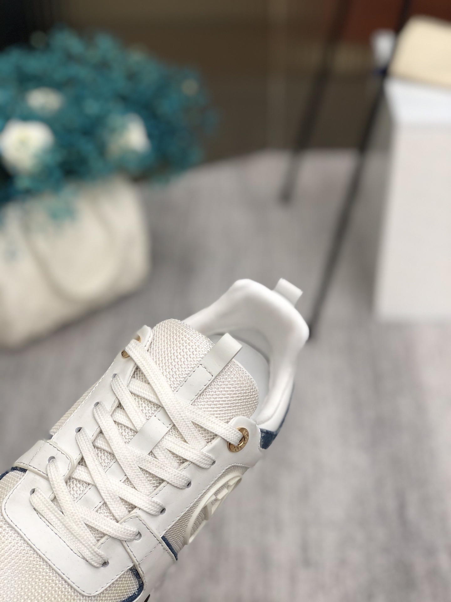 LOUIS-VUITTON-LV-RUN-AWAY-SNEAKER-1A4WP7-06 LOUIS VUITTON LV RUN AWAY SNEAKER 1A4WP7 06