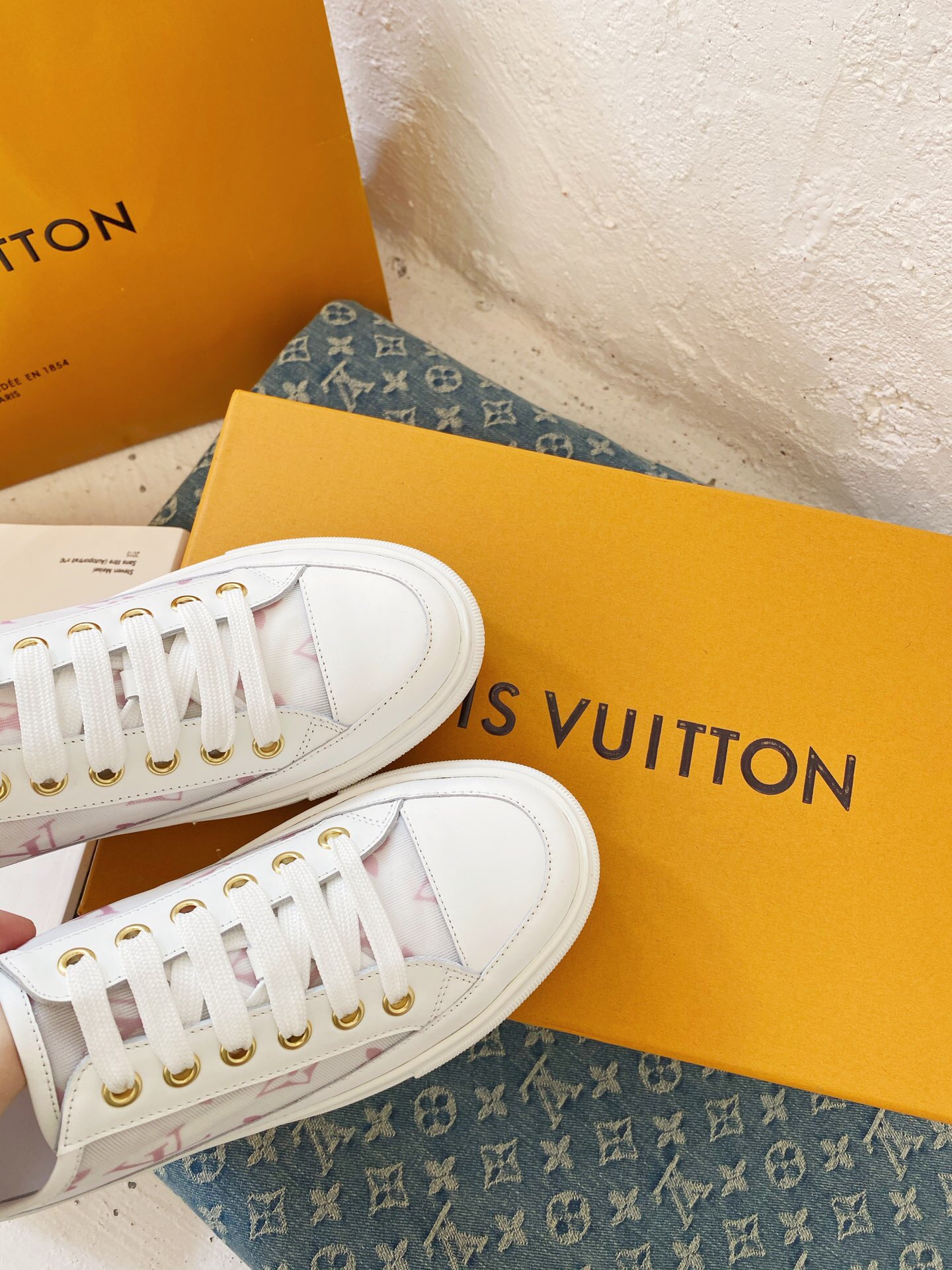 LOUIS-VUITTON-LV-STELLAR-SNEAKER-1A87EM-07 LOUIS VUITTON LV STELLAR SNEAKER 1A87EM 07