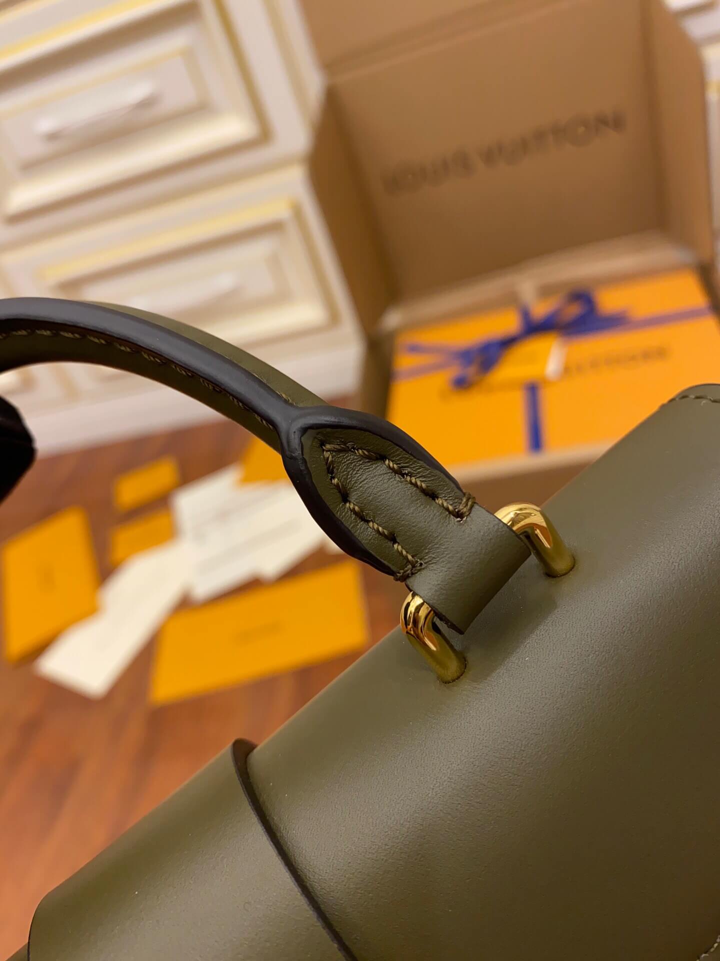 LOUIS-VUITTON-M44654-LOCKY-BB-HANDBAG-GREEN-M44797-08 LOUIS VUITTON M44654 LOCKY BB HANDBAG GREEN M44797 08