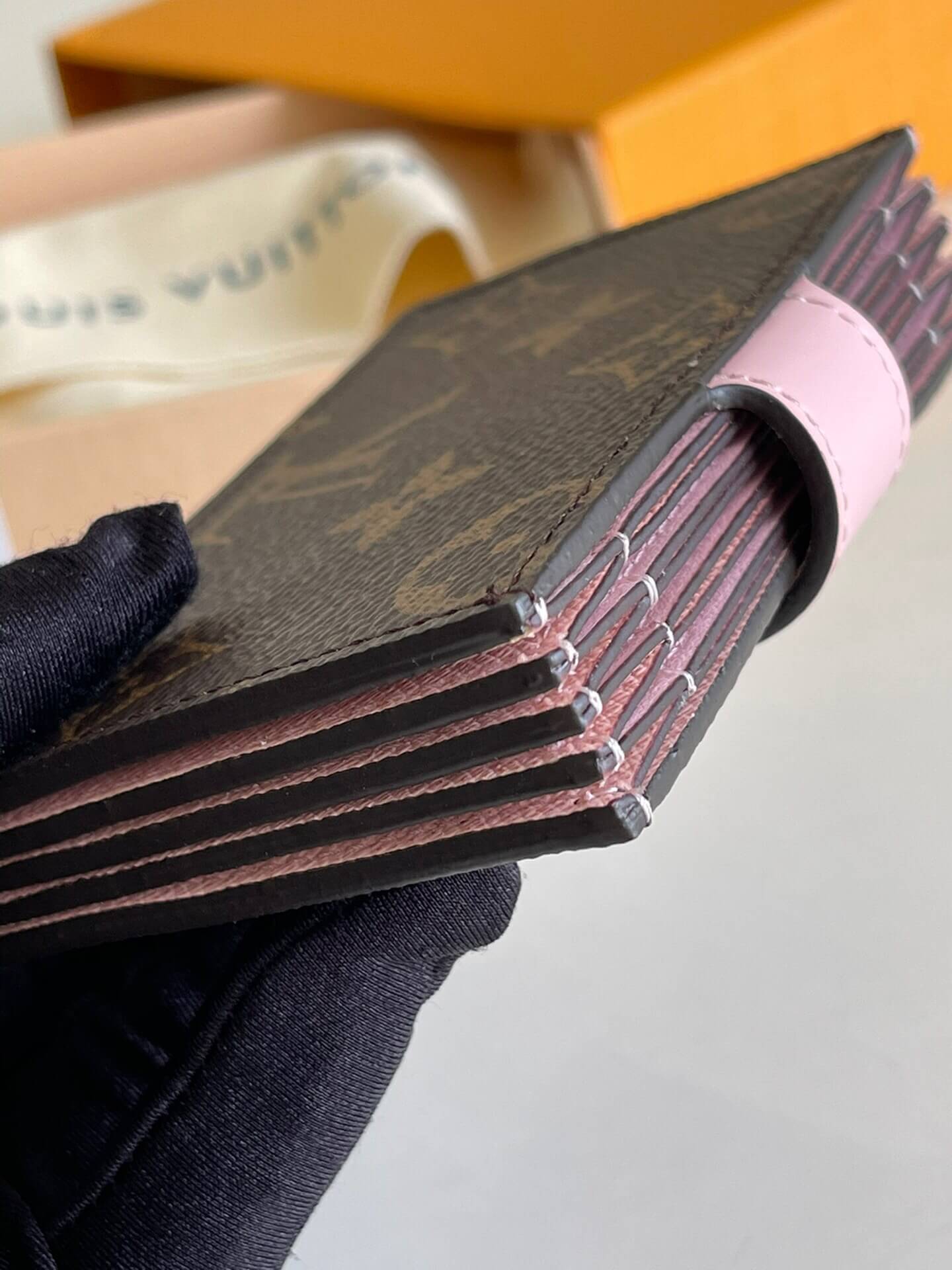 LOUIS-VUITTON-ROSE-BALLERINE-CARD-HOLDER-WALLET-M69761-07 LOUIS VUITTON ROSE BALLERINE CARD HOLDER WALLET M69761 07