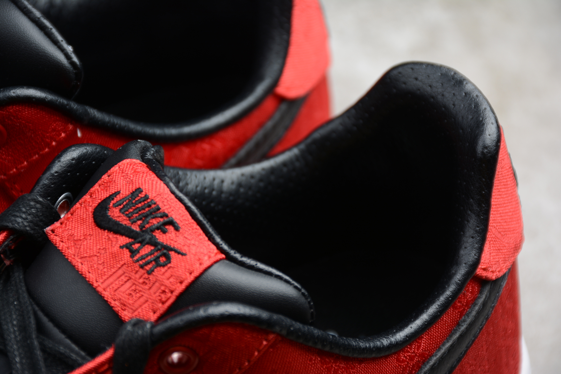 NIKE-AIR-FORCE-1-1WORLD-CLOT-RED-358701-601_10 NIKE AIR FORCE 1 1WORLD CLOT RED 358701 601 10