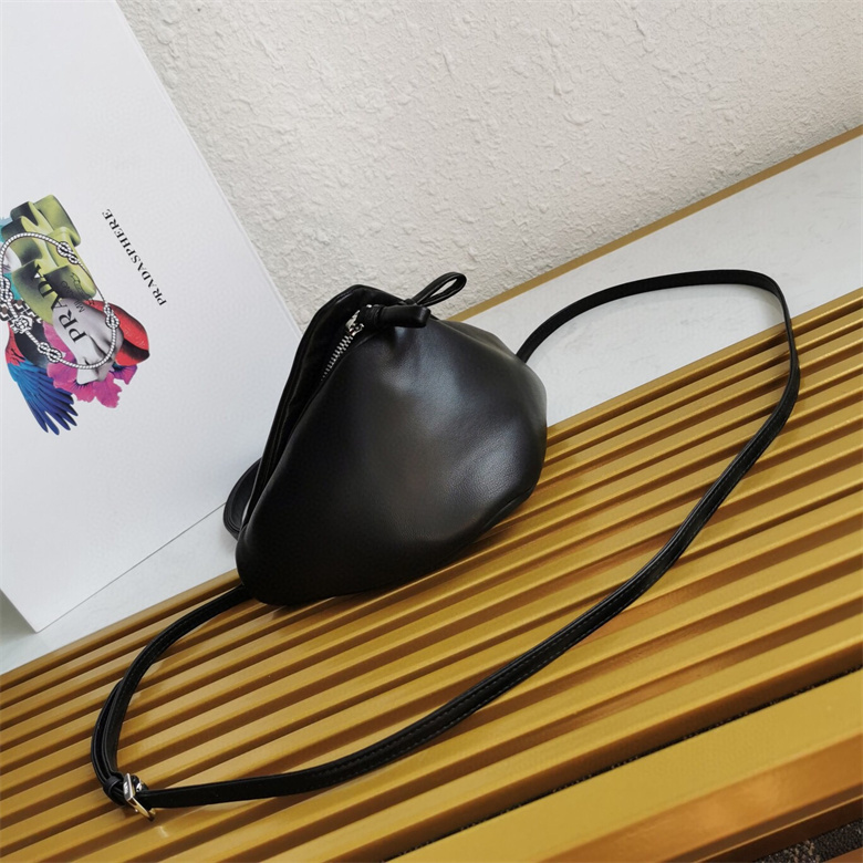 PADDED-NAPPA-LEATHER-HANDBAG-BLACK-1BA315_2DX8_F0002_V_OOO-03 PADDED NAPPA LEATHER HANDBAG BLACK 1BA315 2DX8 F0002 V OOO 03