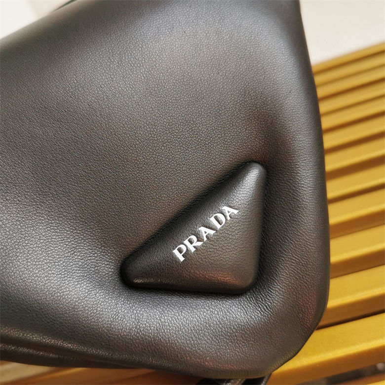 PADDED-NAPPA-LEATHER-HANDBAG-BLACK-1BA315_2DX8_F0002_V_OOO-06 PADDED NAPPA LEATHER HANDBAG BLACK 1BA315 2DX8 F0002 V OOO 06