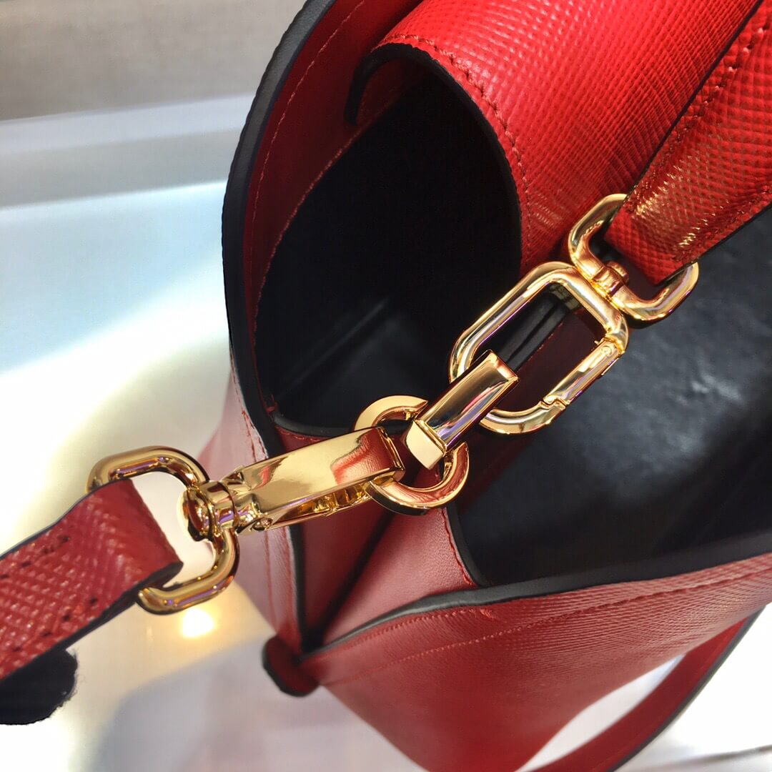 PRADA-MEDIUM-SAFFIANO-LEATHER-PRADA-MATINÉE-BAG-FIERY-RED-1BA282_2ERX_F068Z_V_MOE-08 PRADA MEDIUM SAFFIANO LEATHER PRADA MATINEE BAG FIERY RED 1BA282 2ERX F068Z V MOE 08