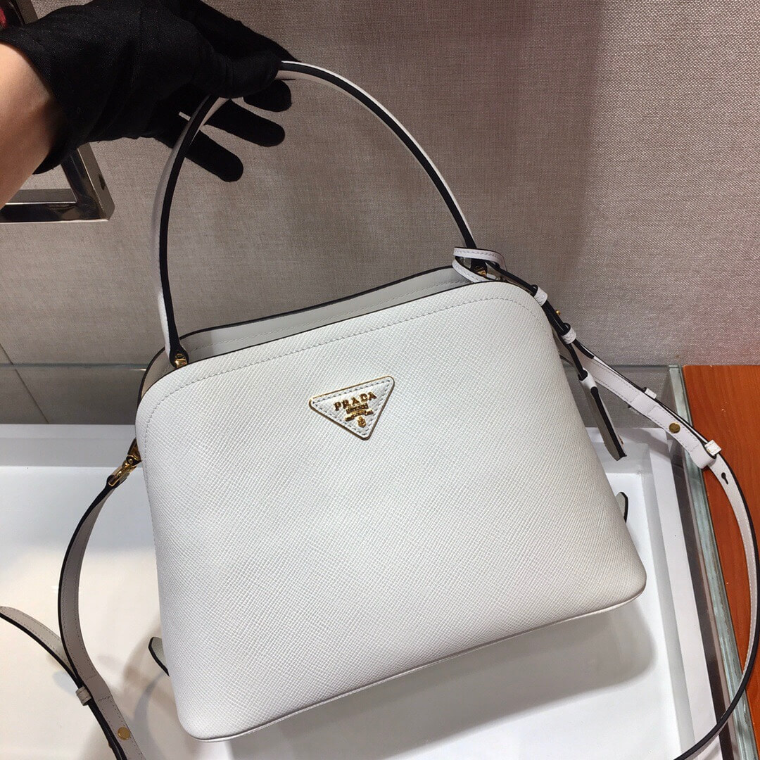 PRADA-MEDIUM-SAFFIANO-LEATHER-PRADA-MATINÉE-BAG-WHITE-1BA282_2ERX_F0009_V_MOE-02 PRADA MEDIUM SAFFIANO LEATHER PRADA MATINEE BAG WHITE 1BA282 2ERX F0009 V MOE 02