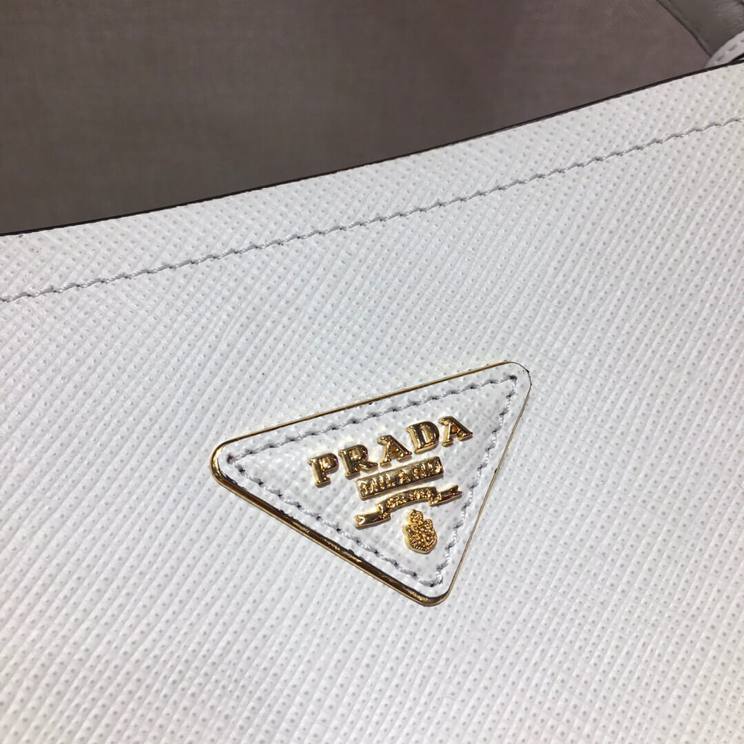 PRADA-MEDIUM-SAFFIANO-LEATHER-PRADA-MATINÉE-BAG-WHITE-1BA282_2ERX_F0009_V_MOE-05 PRADA MEDIUM SAFFIANO LEATHER PRADA MATINEE BAG WHITE 1BA282 2ERX F0009 V MOE 05