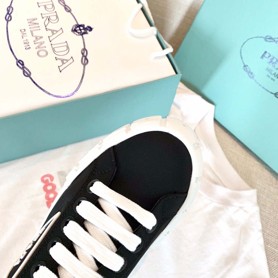 PRADA-NYLON-GABARDINE-SNEAKERS-BLACK-1E260M_MMS_F0632_F_050-06 PRADA NYLON GABARDINE SNEAKERS BLACK 1E260M MMS F0632 F 050 06