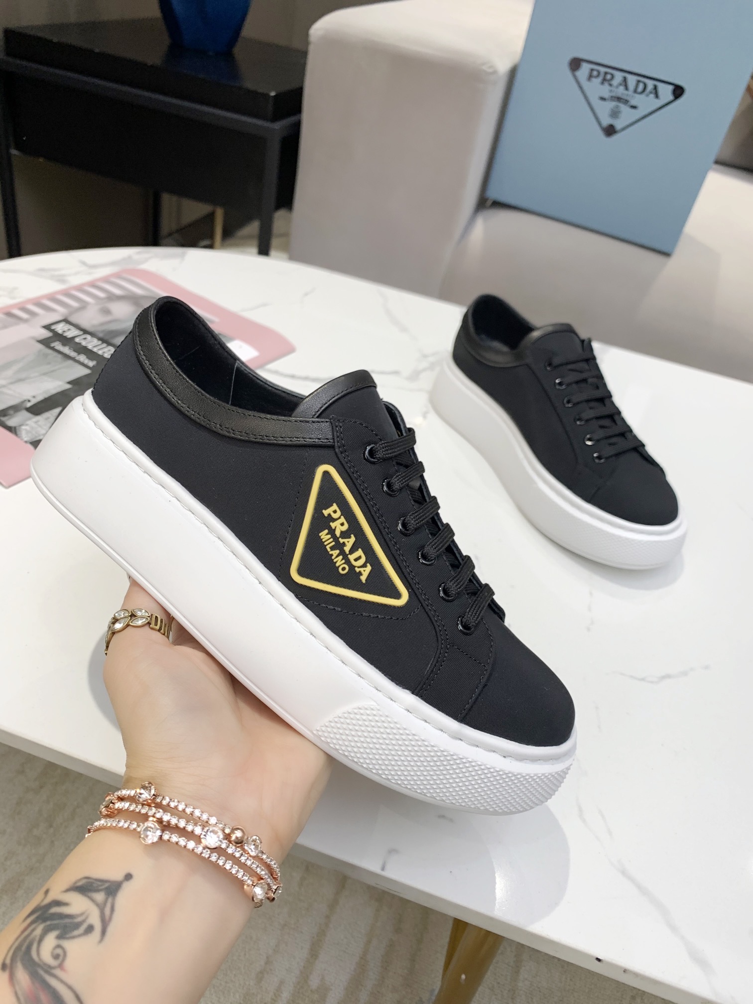 PRADA-NYLON-GABARDINE-SNEAKERS-BLACK-YELLOW-1E245M_W08_F0C5Z_F_045-04 PRADA NYLON GABARDINE SNEAKERS BLACK YELLOW 1E245M W08 F0C5Z F 045 04