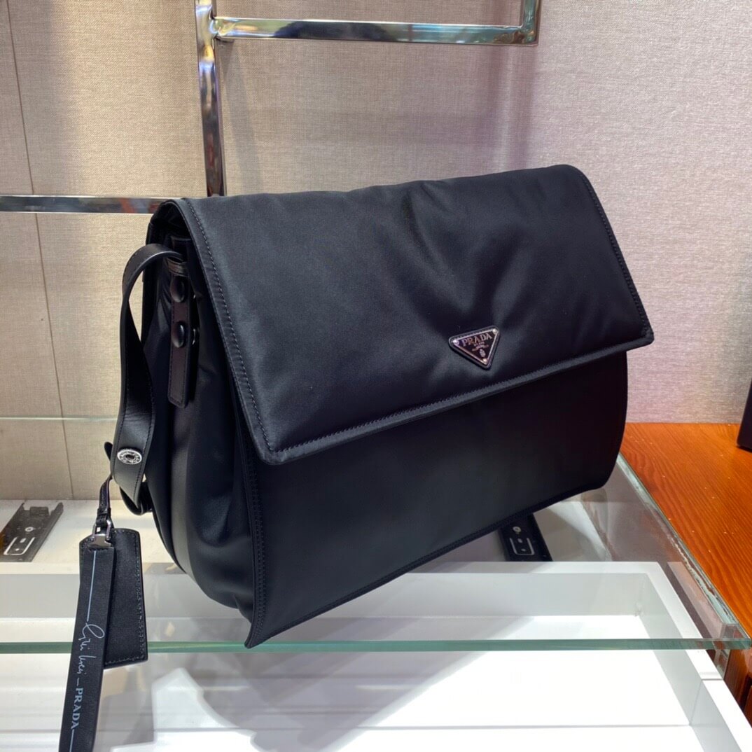 PRADA-RE-NYLON-LARGE-PADDED-SHOULDER-BAG-BLACK-1BD256_RDLN_F0002_V_OOO-02 PRADA RE NYLON LARGE PADDED SHOULDER BAG BLACK 1BD256 RDLN F0002 V OOO 02