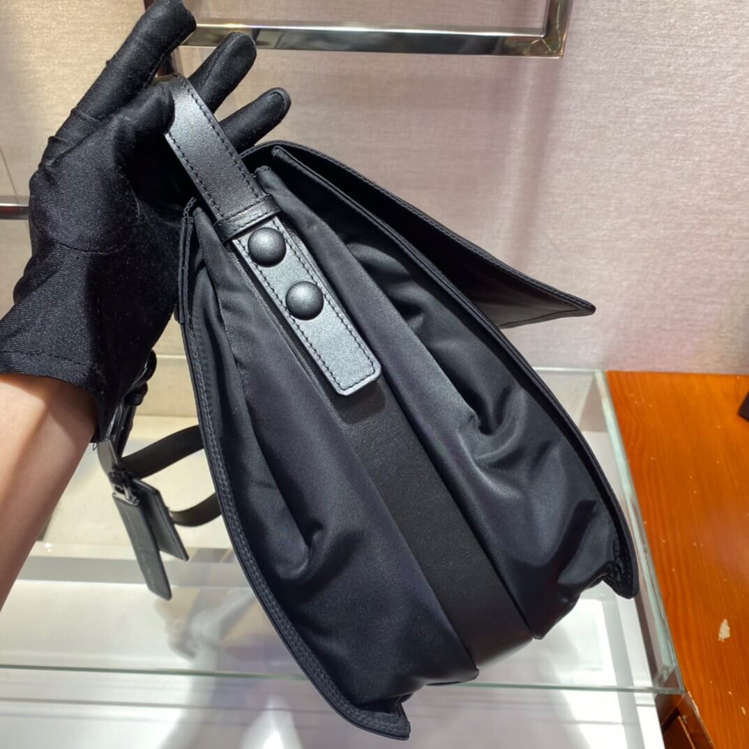 PRADA-RE-NYLON-LARGE-PADDED-SHOULDER-BAG-BLACK-1BD256_RDLN_F0002_V_OOO-03 PRADA RE NYLON LARGE PADDED SHOULDER BAG BLACK 1BD256 RDLN F0002 V OOO 03