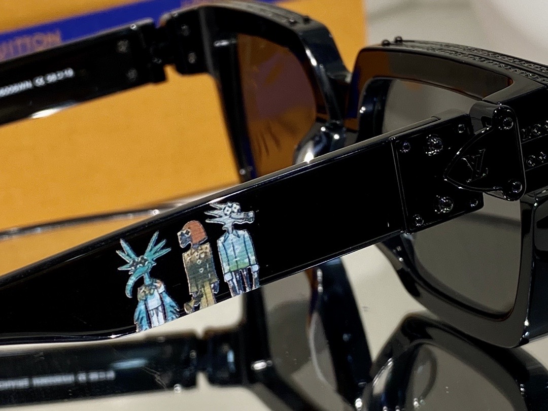 louis-vuitton-1-1-millionaires-sunglasses-sunglasses-Z1439E-02 louis vuitton 1 1 millionaires sunglasses sunglasses Z1439E 02