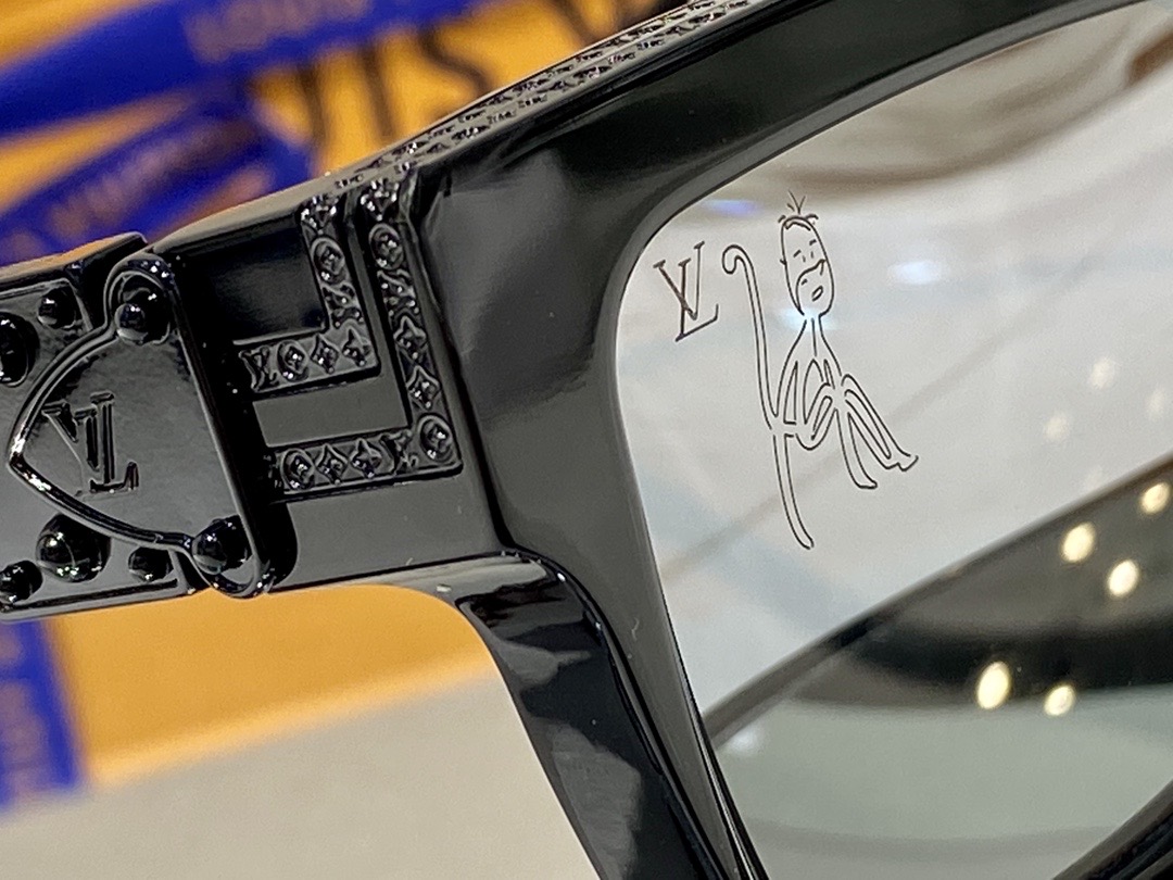 louis-vuitton-1-1-millionaires-sunglasses-sunglasses-Z1439E-05 louis vuitton 1 1 millionaires sunglasses sunglasses Z1439E 05