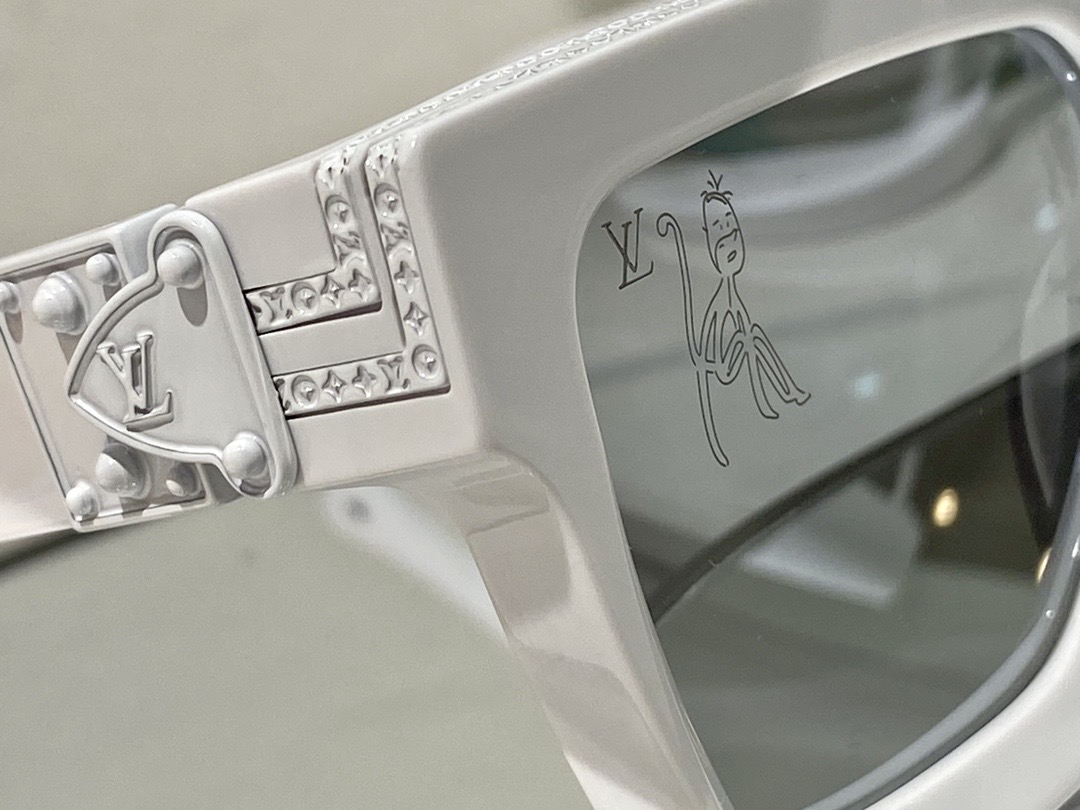 louis-vuitton-1-1-millionaires-sunglasses-sunglasses-Z1440E-05 louis vuitton 1 1 millionaires sunglasses sunglasses Z1440E 05