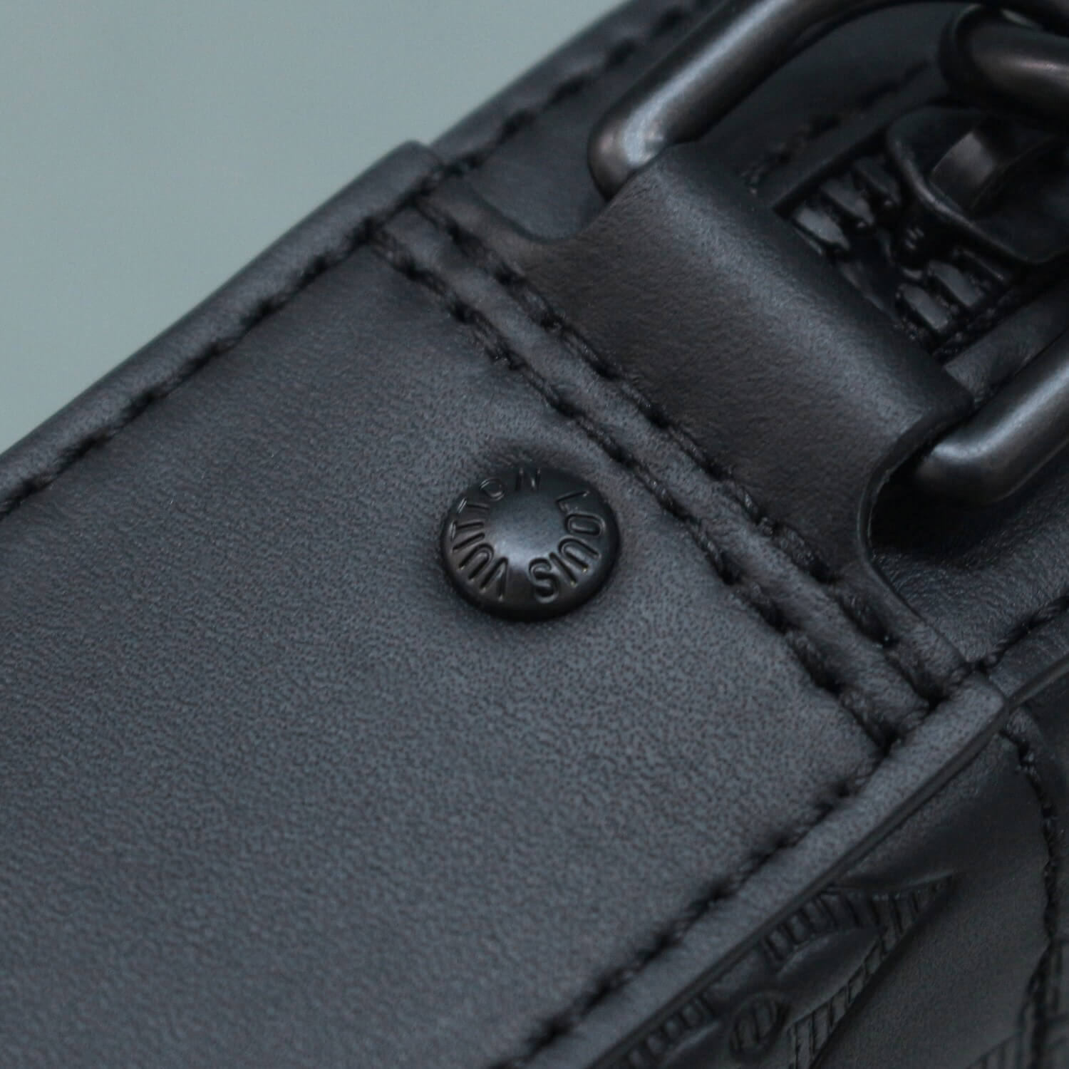 louis-vuitton-duo-messenger-monogram-shadow-leather-bags-M69827-015 louis vuitton duo messenger monogram shadow leather bags M69827 015