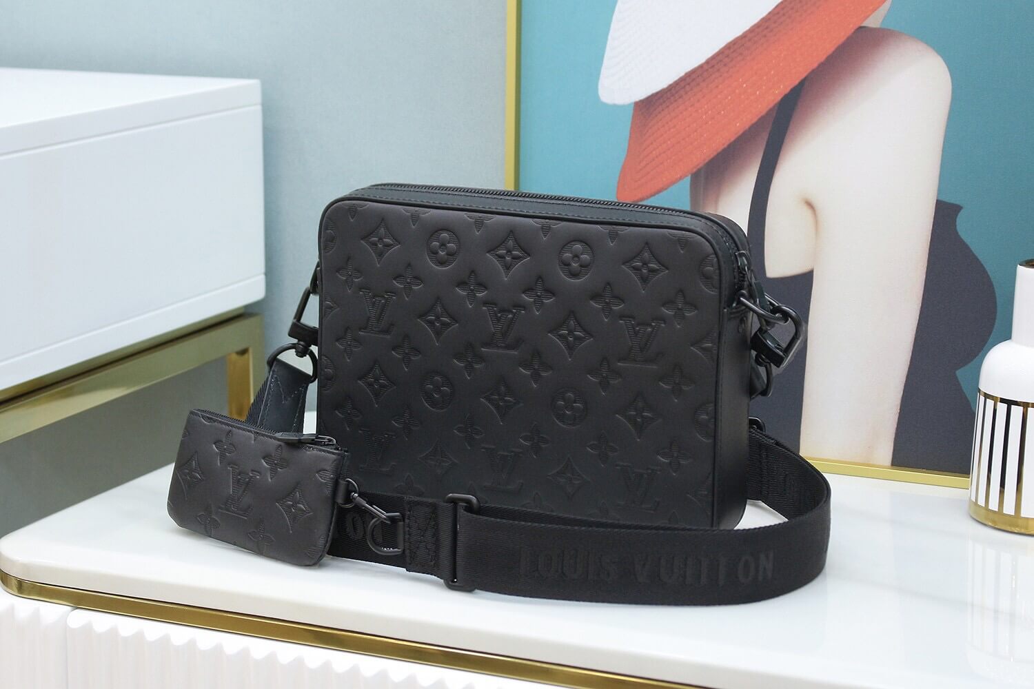 louis-vuitton-duo-messenger-monogram-shadow-leather-bags-M69827-05 louis vuitton duo messenger monogram shadow leather bags M69827 05