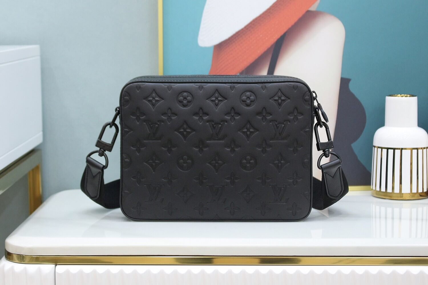 louis-vuitton-duo-messenger-monogram-shadow-leather-bags-M69827-06 louis vuitton duo messenger monogram shadow leather bags M69827 06