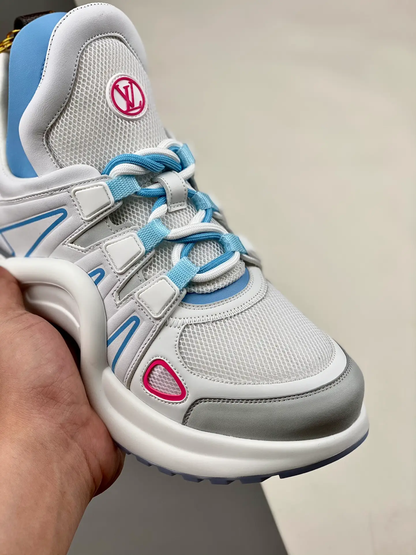 louis-vuitton-lv-archlight-sneaker-shoes-1A951J_2 louis vuitton lv archlight sneaker shoes 1A951J 2