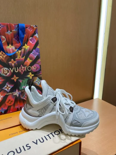louis vuitton lv archlight sneaker shoes 1A9KF7 1