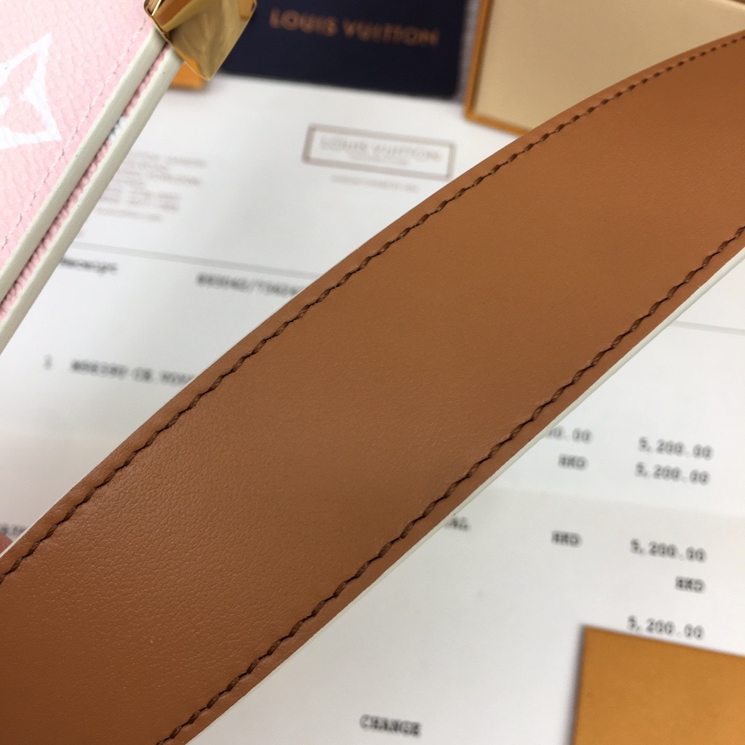 louis-vuitton-lv-initiales-30mm-reversible-belt-belts-M0364U-09 louis vuitton lv initiales 30mm reversible belt belts M0364U 09