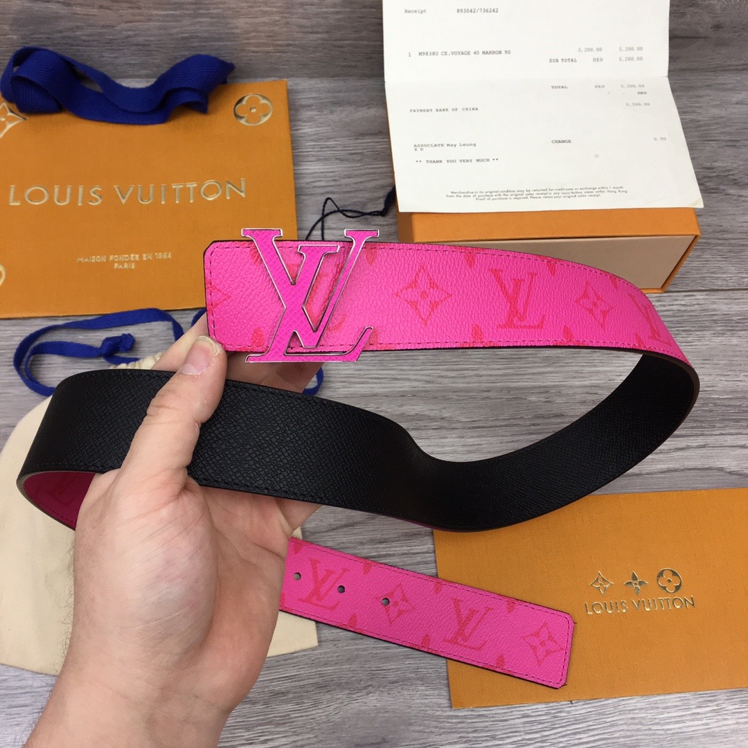 louis-vuitton-lv-initials-40-mm-reversible-belt-k45-belt-M0357S-01 louis vuitton lv initials 40 mm reversible belt k45 belt M0357S 01