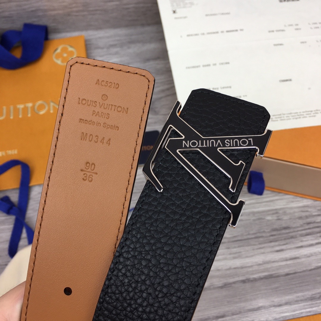 louis-vuitton-lv-initials-40-mm-reversible-belt-taurillon-leather-belts-M0344T-07 louis vuitton lv initials 40 mm reversible belt taurillon leather belts M0344T 07