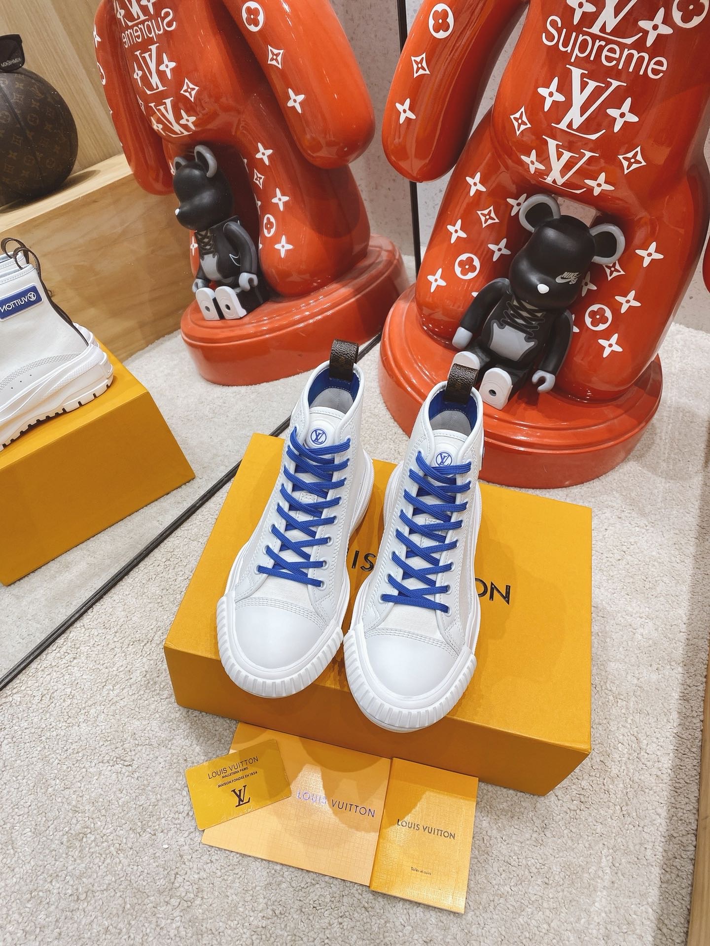 louis-vuitton-lv-squad-trainer-boots-shoes-1A940L-02 louis vuitton lv squad trainer boots shoes 1A940L 02